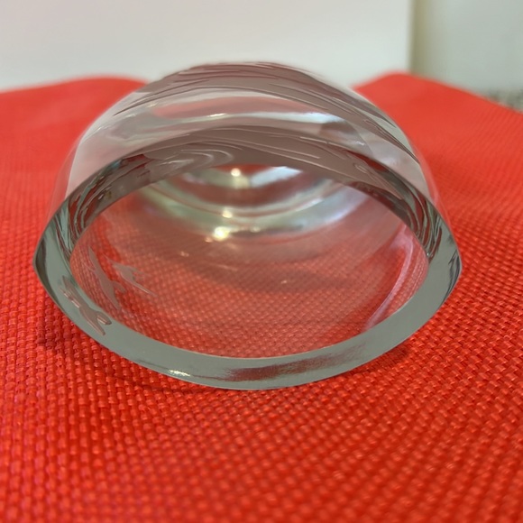 Dolphin Kyoto Crystal Vase - Picture 8 of 12